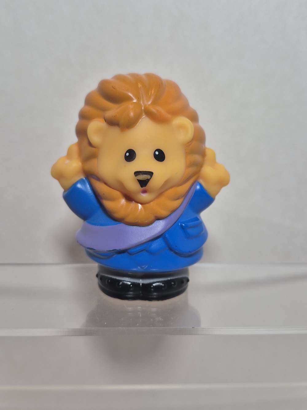 Fisher Price Little People Animalville Mayor Linus King Lion Figure 2009